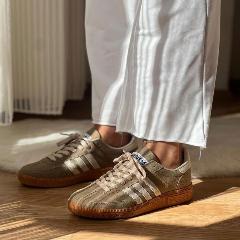 Adidas Spezial Bej